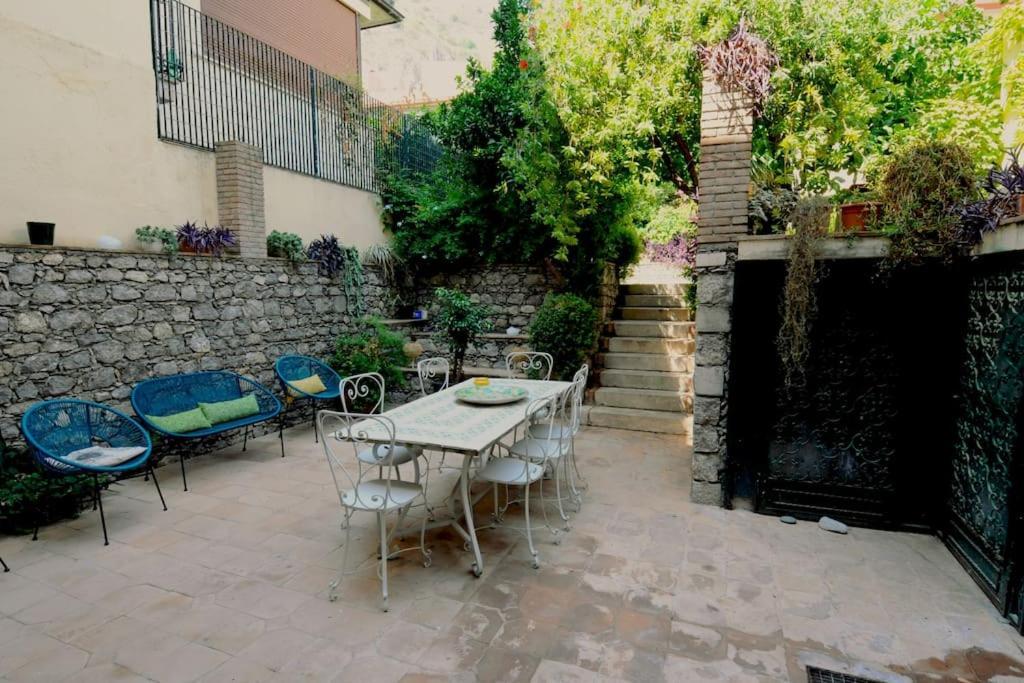 Villa Carla, A Charming In The Center Of